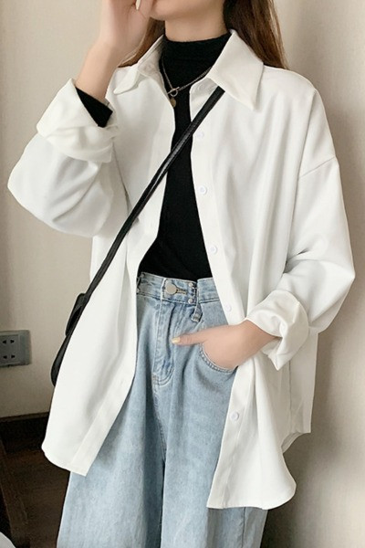 Γυναικείο φαρδύ πουκάμισο με κλασικό κολάρο