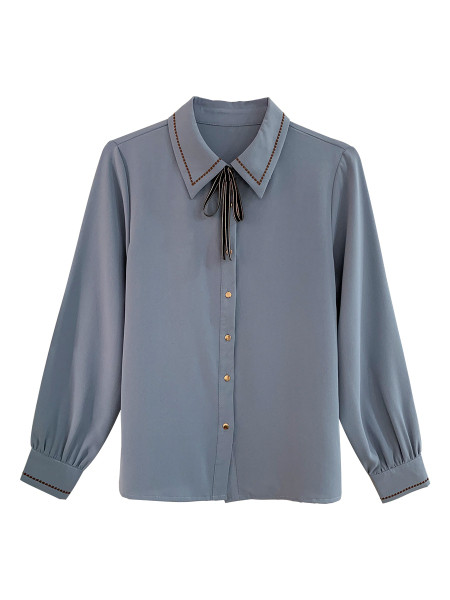 Ajakohane lipsude ja nööpidega naiste särk