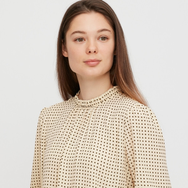 Női alkalmi ing ovális nyakkivágással, fekete és bézs színben