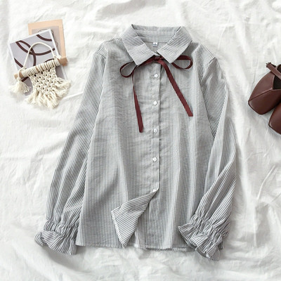 Új modell női ing klasszikus gallérral és lótusz ujjakkal