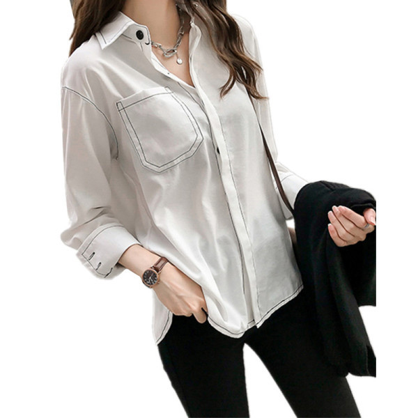 Moderna ženska košulja s klasičnim ovratnikom i džepom