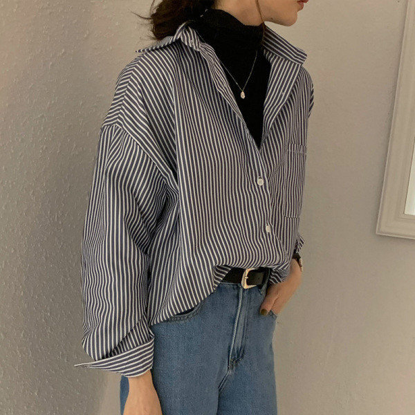 Γυναικείο ριγέ πουκάμισο με κλασικό κολάρο και κουμπιά σε δύο χρώματα