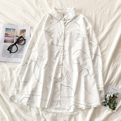 Ženska košulja s uzorkom u boji i gumbima