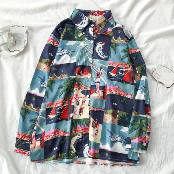 Ženska košulja s uzorkom u boji i gumbima