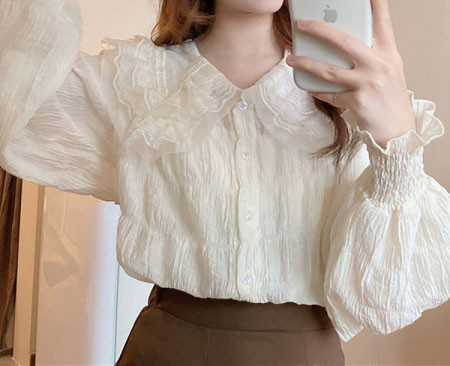 Naiste moodne nööpide ja spitsikaelusega särk