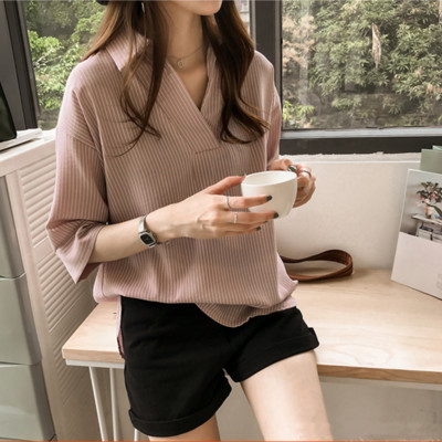 Női csíkos ing spitz nyakkivágással és 3/4-es ujjakkal