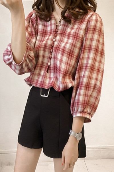 Kockás női ing 7/8-as ujjakkal és gombokkal