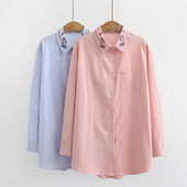 Női alkalmi ing hímzéssel és zsebbel