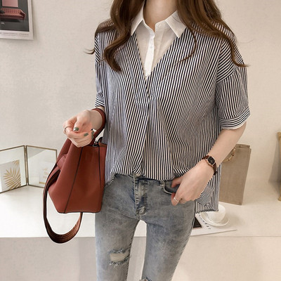 Aszimmetrikus modell női ing spitz nyakkivágással