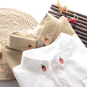 Női alkalmi ing, gallérján hímzéssel