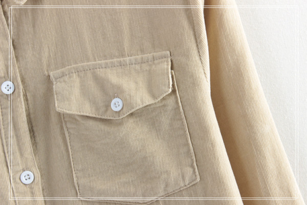 Női alkalmi ing, gallérján hímzéssel