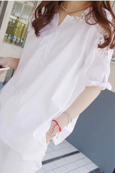 Laia mudeli naiste särk, õlgadel pits - suurus kuni 5XL