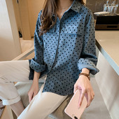 Modern női pöttyös ing klasszikus gallérral