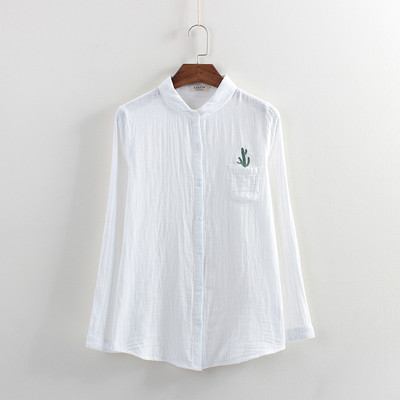 Női ing mentes minta hímzéssel