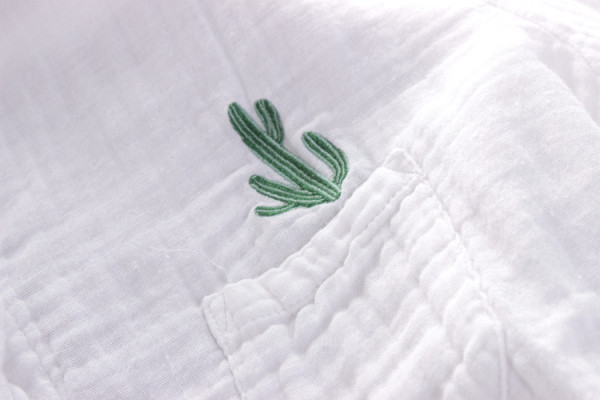 Női ing mentes minta hímzéssel