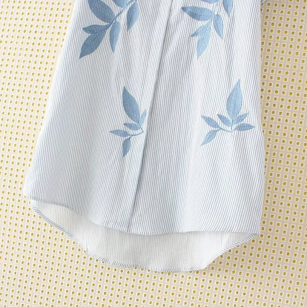 Ежедневна дамска риза с къси ръкави и копчета