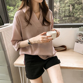 Γυναικείο ριγέ πουκάμισο με λαιμόκοψη και 3/4 μανίκια