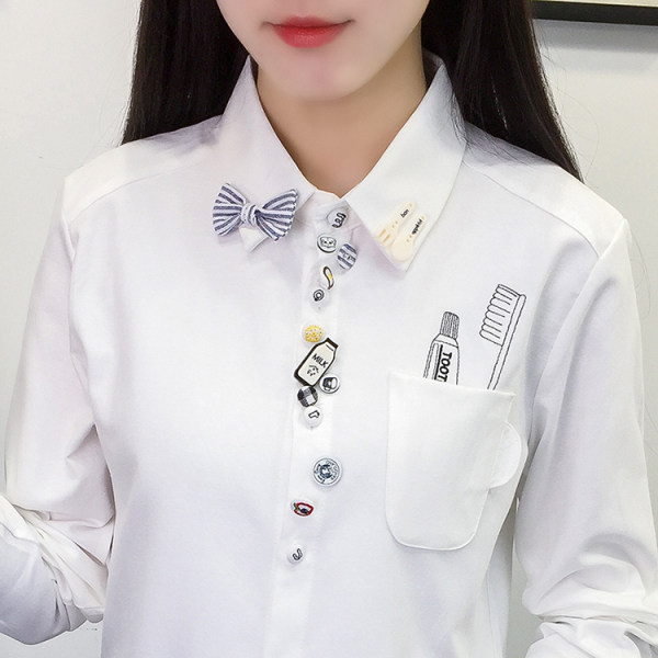 Naiste vabaaja särk värviliste nööpide ja valge ja sinise paelaga