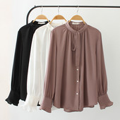 Női ing gombokkal és nyakkendőkkel három színben