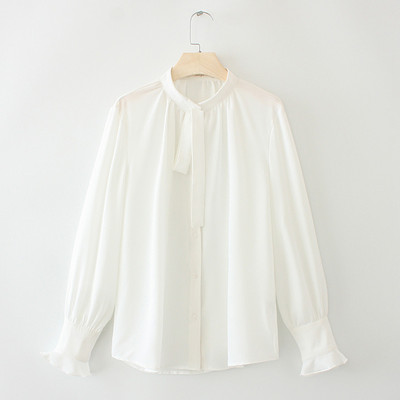 Női ing gombokkal és nyakkendőkkel három színben