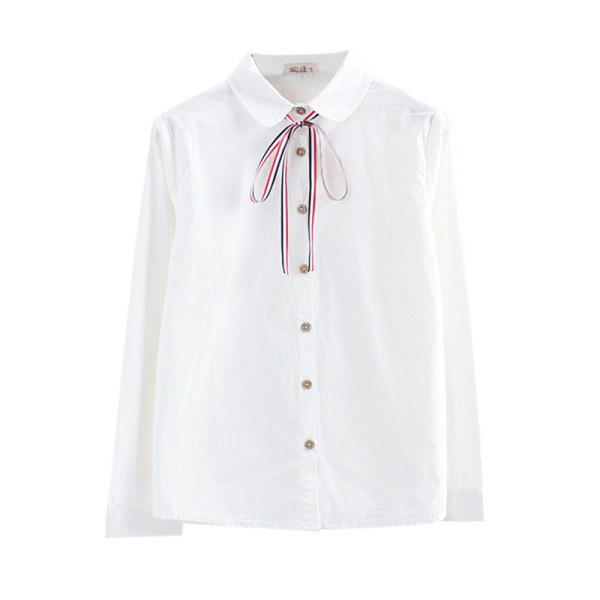 Liibuv naiste paeltega valge särk