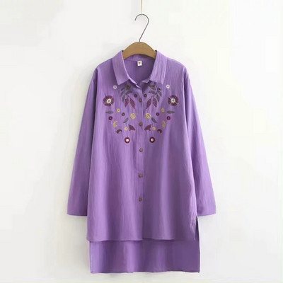 Tikandite ja klassikalise kraega naiste särk