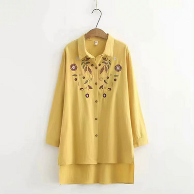 Tikandite ja klassikalise kraega naiste särk