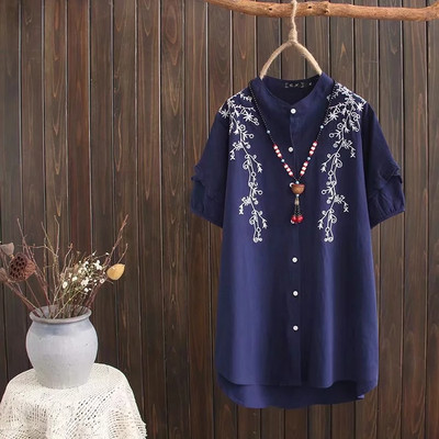 Uut mudelit ümara kaelusega ja tikandiga naiste särk