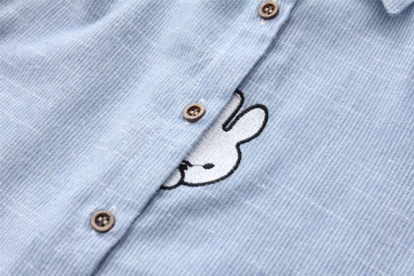 Új modell alkalmi női ing hímzéssel és klasszikus gallérral