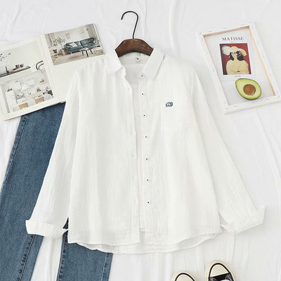 Új modell női ing színes gombokkal és hímzéssel