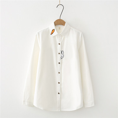 Őszi-téli ing - klasszikus gallérral, meleg béléssel és női hímzéssel