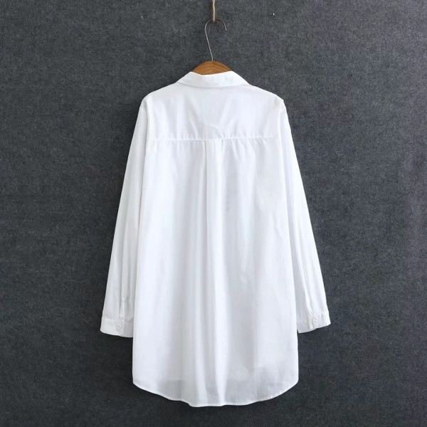 Tikandite ja pikkade varrukatega naiste särk