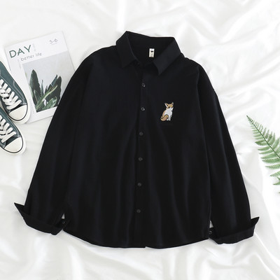 Naiste vabaajasärk tikandi ja klassikalise kraega neljas värvitoonis