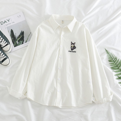 Naiste vabaajasärk tikandi ja klassikalise kraega neljas värvitoonis