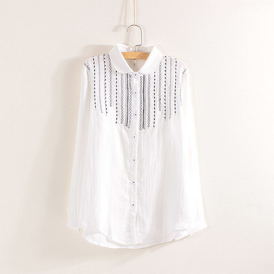 Alkalmi női ing hímzéssel