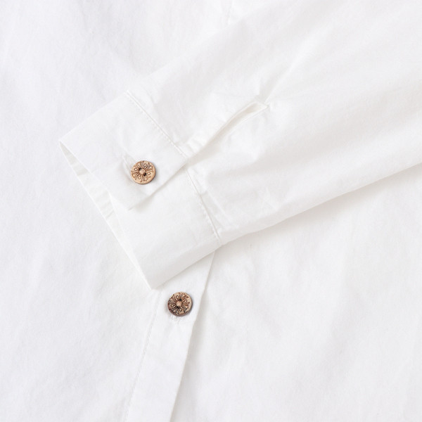 Γυναικείο πουκάμισο απλό μοντέλο σε λευκό χρώμα