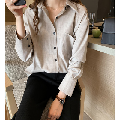 Tasku ja klassikalise kraega vabaaja naiste särk