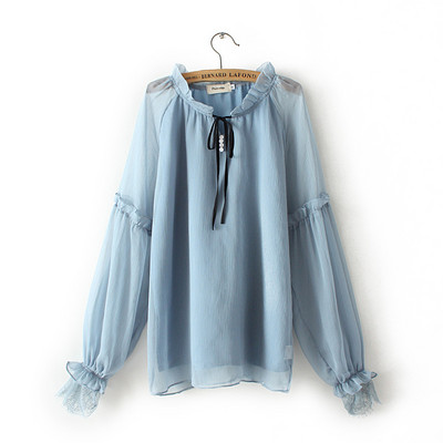 Naiste lipsude ja tüllvarrukatega särk