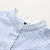 Női csíkos ing ovális nyakkivágással