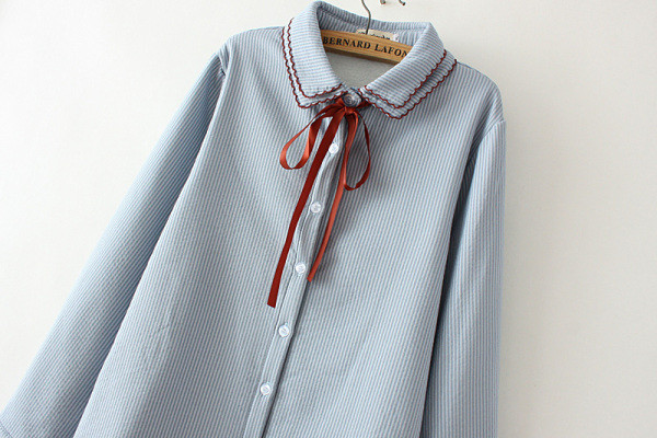 Női alkalmi ing szalaggal és gombokkal több színben