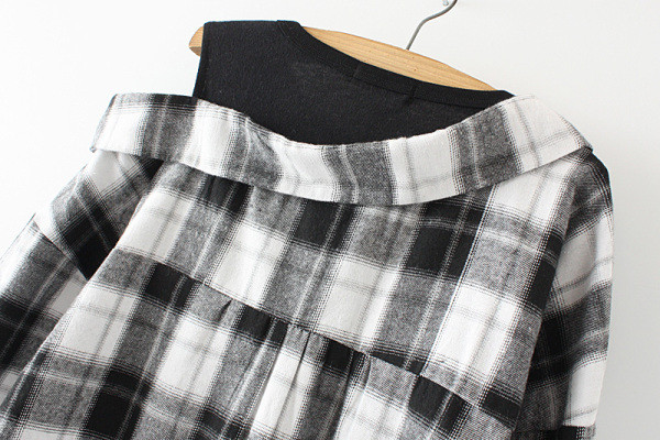 Naiste vabaaja ruuduline särk nööpide ja taskuga