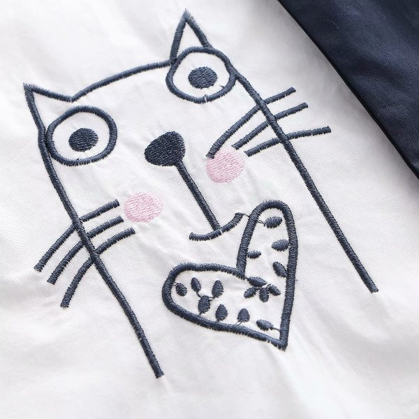 Alkalmi női ing hímzéssel - fehér színben