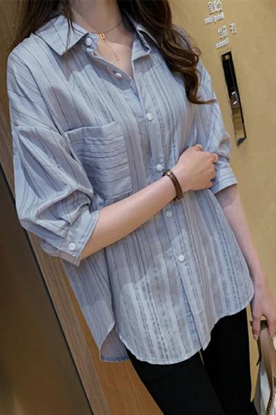 Modern női ing - széles, zsebes modell