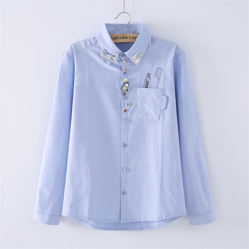 Fehér női ing klasszikus gallérral és hímzéssel - két modell