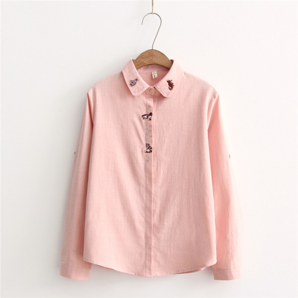 Naiste vabaaja särk kolmes värvitoonis tikandiga