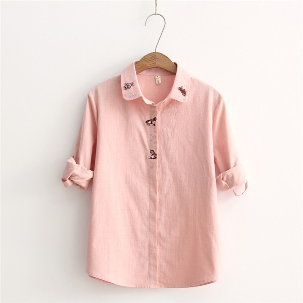 Naiste vabaaja särk kolmes värvitoonis tikandiga