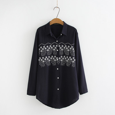 Női alkalmi ing klasszikus gallérral és három színben hímzéssel