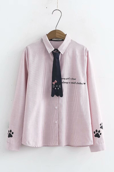 Naiste vabaaja särk lipsude ja tikanditega