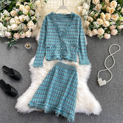 Кариран дамски комплект от пола и сако