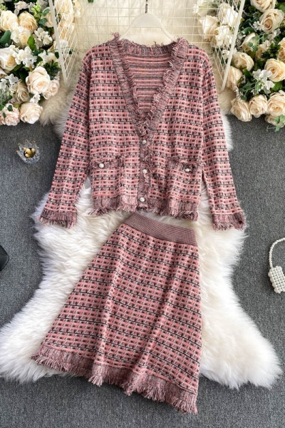 Кариран дамски комплект от пола и сако